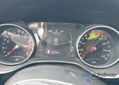 2018 Jeep Compass Sport Fwd z USA, uszkodzony, nr VIN 3C4NJCABXJT263377